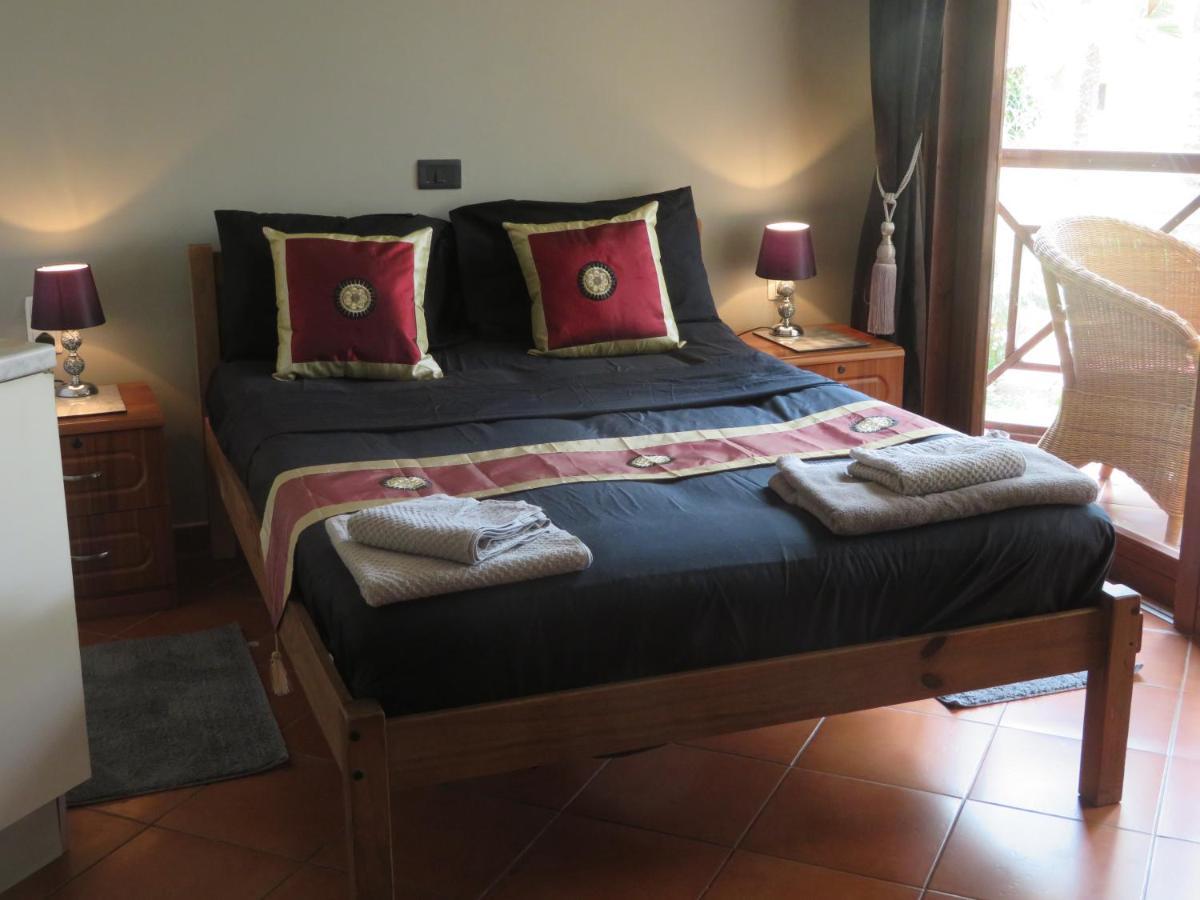 Adults Only Beachfront 1 Bed Studio Apartment In Porto Antigo 2 Santa Maria Sal With Pool Free Wifi & Aircon Ideal Long Stays Eksteriør billede
