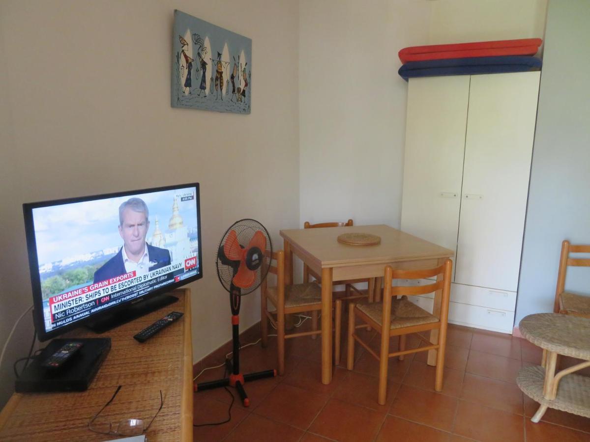 Adults Only Beachfront 1 Bed Studio Apartment In Porto Antigo 2 Santa Maria Sal With Pool Free Wifi & Aircon Ideal Long Stays Eksteriør billede